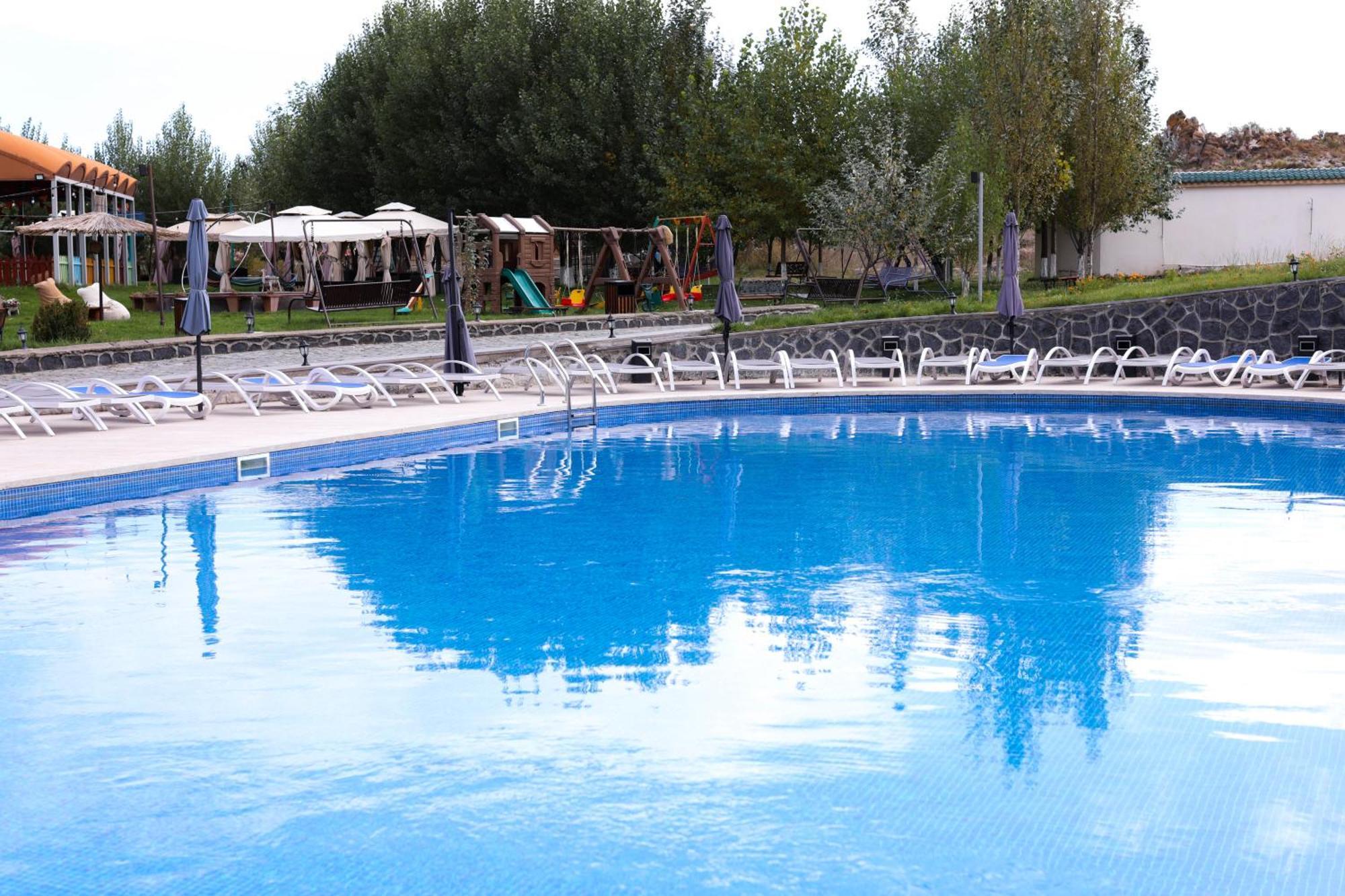 Noy Land Resort Sevan Exterior foto