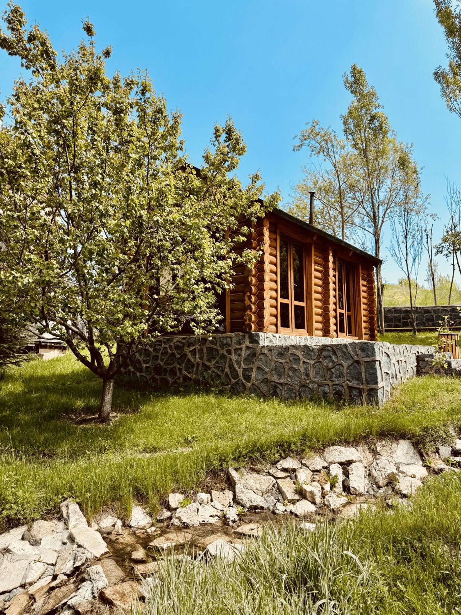 Noy Land Resort Sevan Exterior foto
